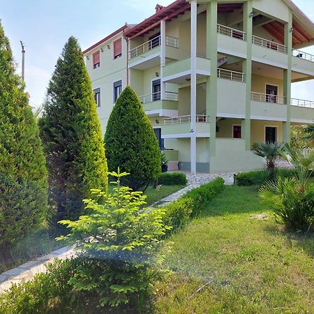 GreenVilla Park Durrës Esterno foto